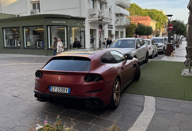 Ferrari GTC4Lusso
