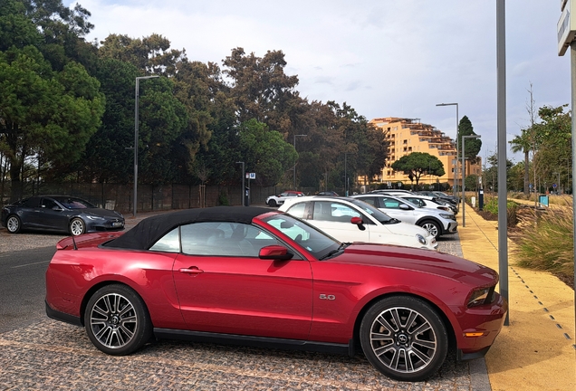 Ford Mustang GT Convertible 2011