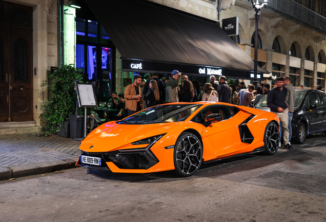 Lamborghini Revuelto
