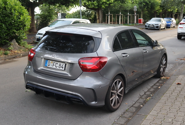 Mercedes-AMG A 45 W176 2015