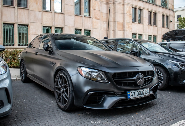 Mercedes-AMG E 63 S W213