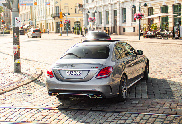 Mercedes-AMG C 63 S W205