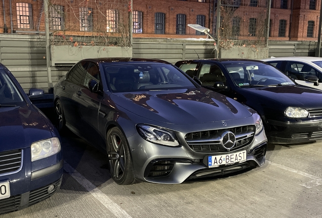 Mercedes-AMG E 63 S W213