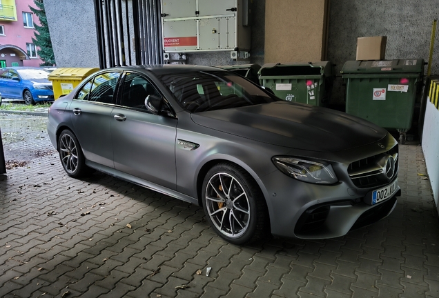 Mercedes-AMG E 63 S W213
