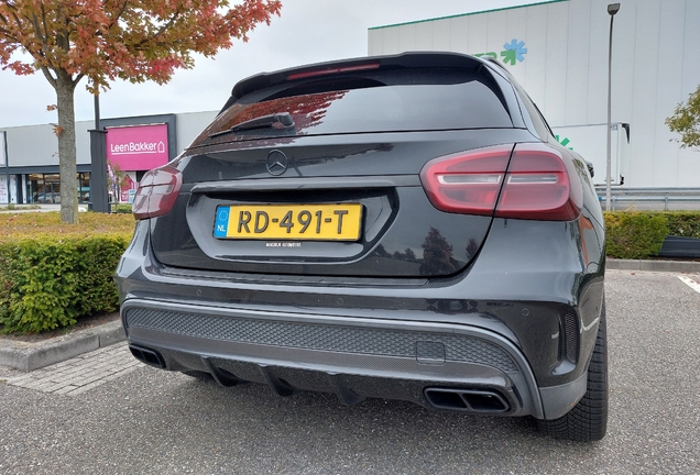 Mercedes-Benz GLA 45 AMG X156