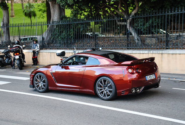 Nissan GT-R 2011