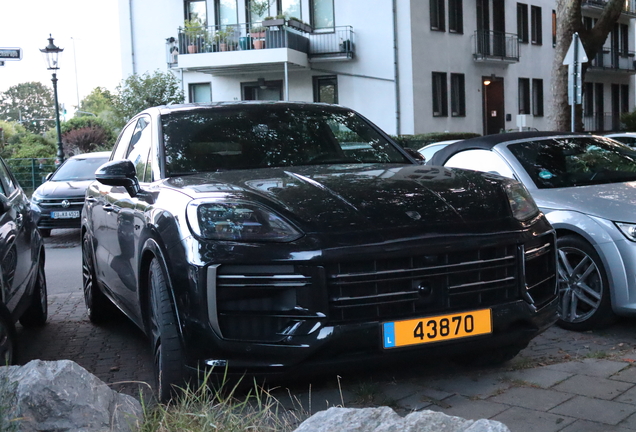 Porsche 9YA Cayenne Turbo E-Hybrid