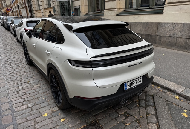 Porsche Cayenne Coupé Turbo E-Hybrid