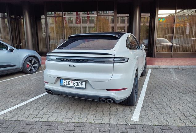Porsche Cayenne Coupé Turbo E-Hybrid