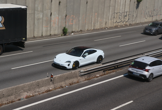 Porsche Taycan Turbo S