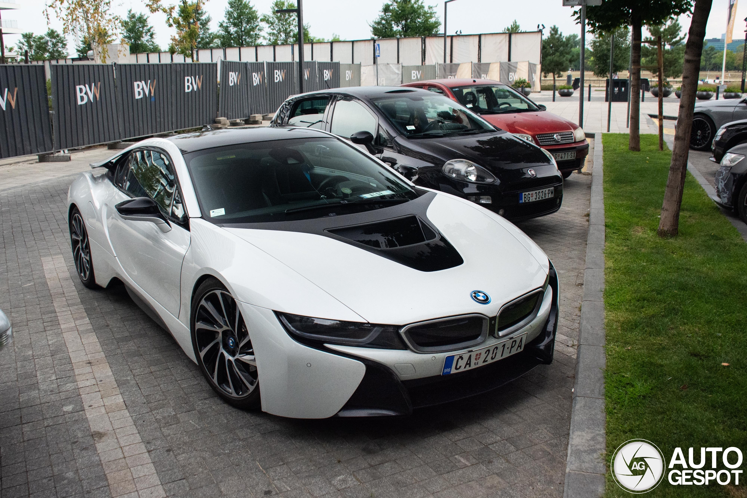 BMW i8