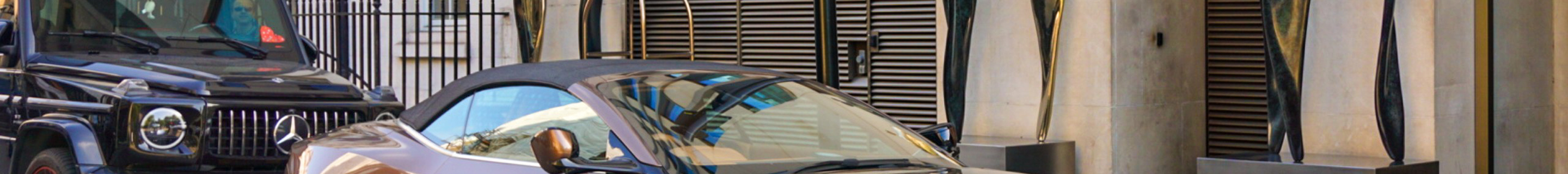 Aston Martin DB12 Volante