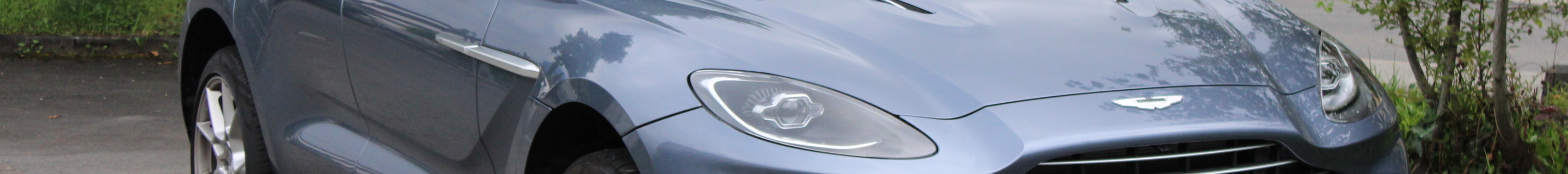 Aston Martin DBX