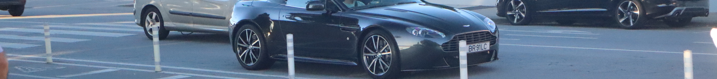 Aston Martin V8 Vantage S Roadster