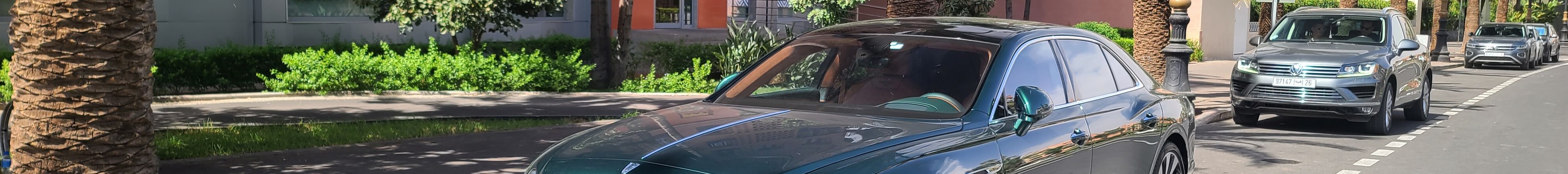 Bentley Flying Spur Hybrid