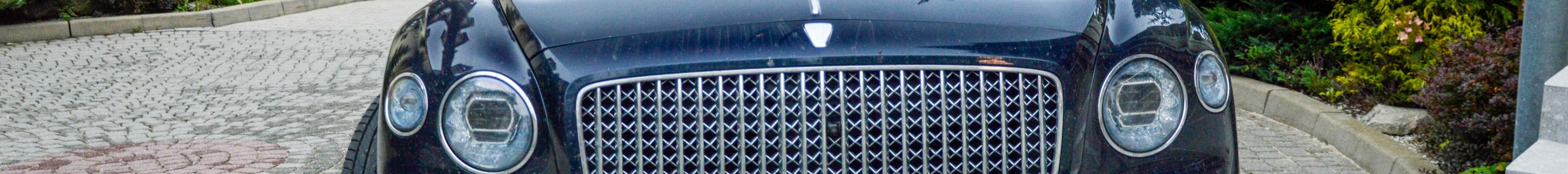 Bentley Flying Spur V8 2021