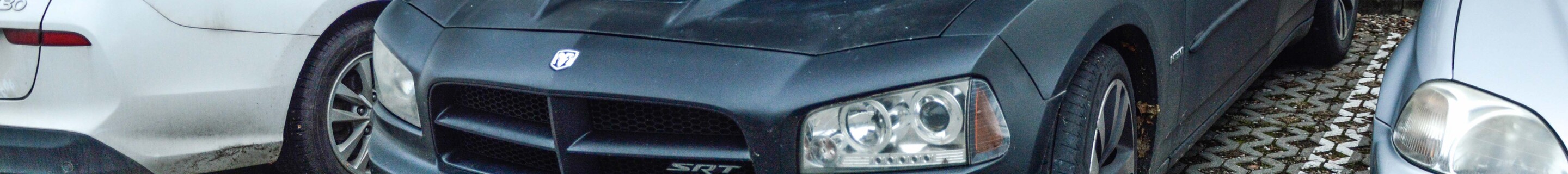 Dodge Charger SRT-8