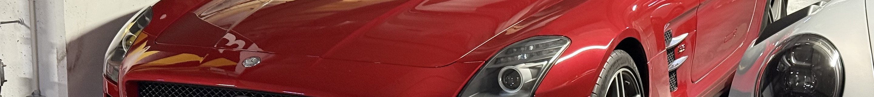 Mercedes-Benz SLS AMG