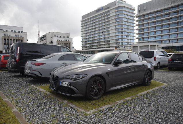 Alfa Romeo Giulia Quadrifoglio 2023
