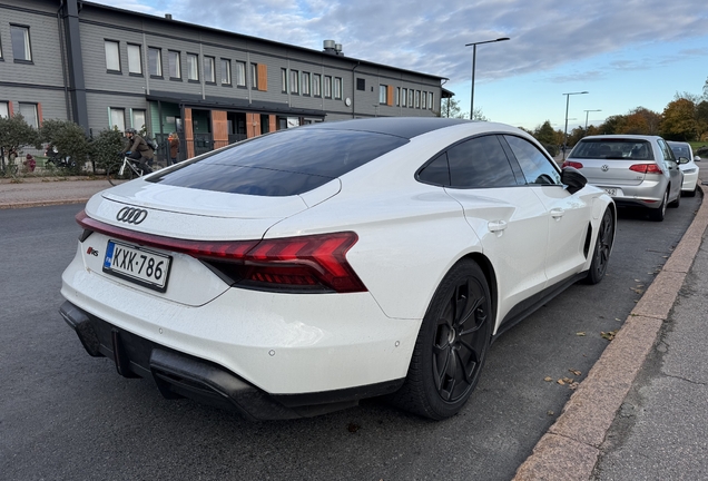 Audi RS E-Tron GT 2025