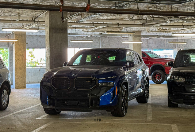 BMW XM G09