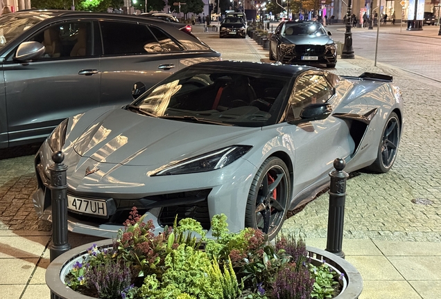 Chevrolet Corvette C8 E-Ray Convertible