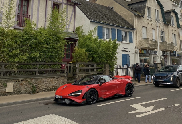McLaren 765LT Spider