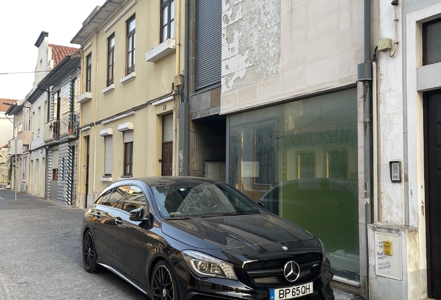 Mercedes-Benz CLA 45 AMG Shooting Brake