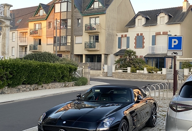 Mercedes-Benz SLS AMG GT Roadster