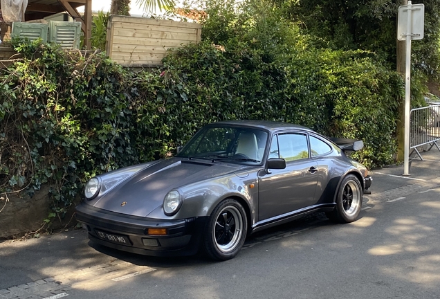 Porsche 930 Turbo