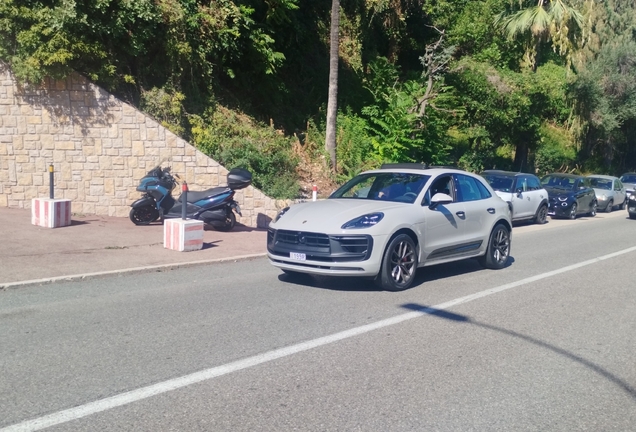 Porsche 95B Macan GTS MkIII