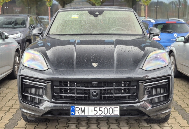 Porsche Cayenne Coupé Turbo E-Hybrid