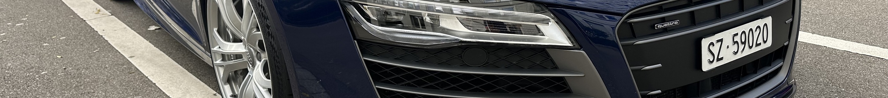 Audi R8 V10 Plus 2013