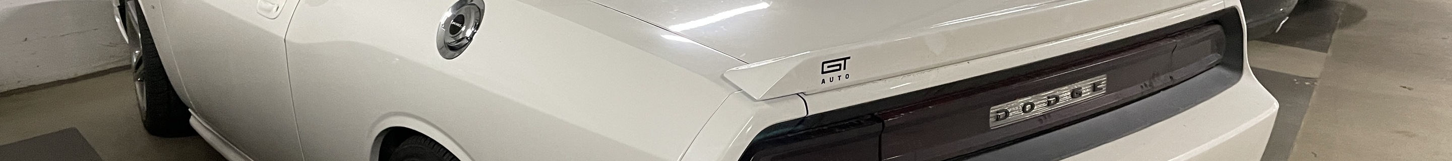 Dodge Challenger SRT-8