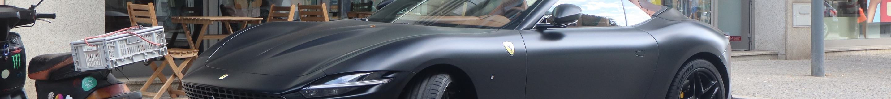 Ferrari Roma Spider