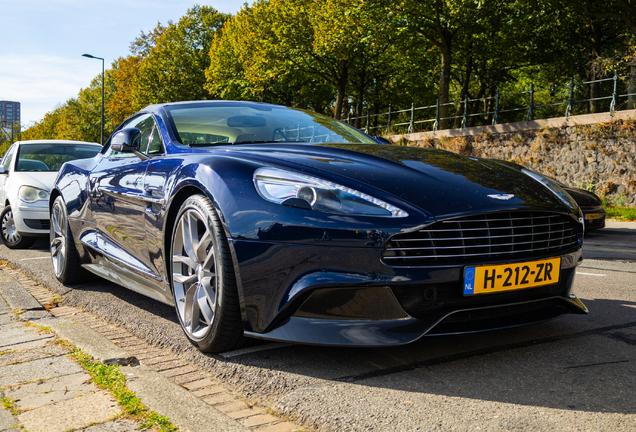 Aston Martin Vanquish Volante
