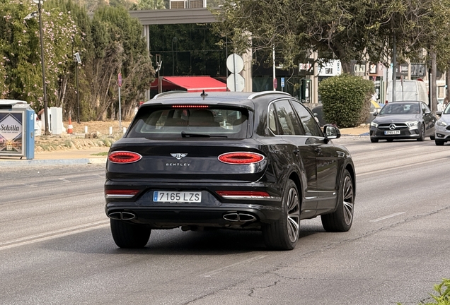 Bentley Bentayga Hybrid 2021