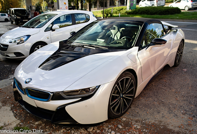 BMW i8 Roadster