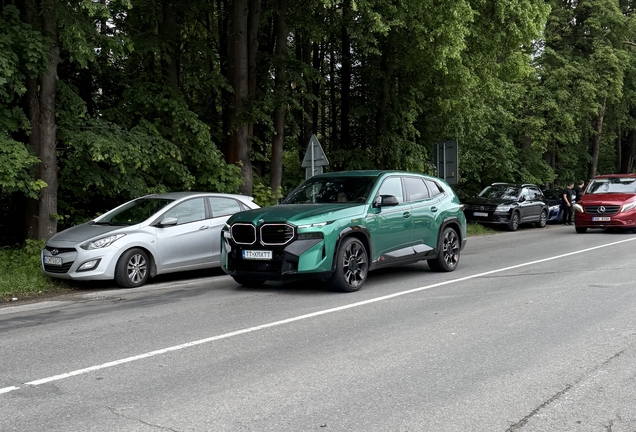 BMW XM G09