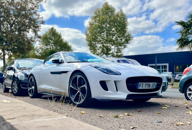 Jaguar F-TYPE R Coupé