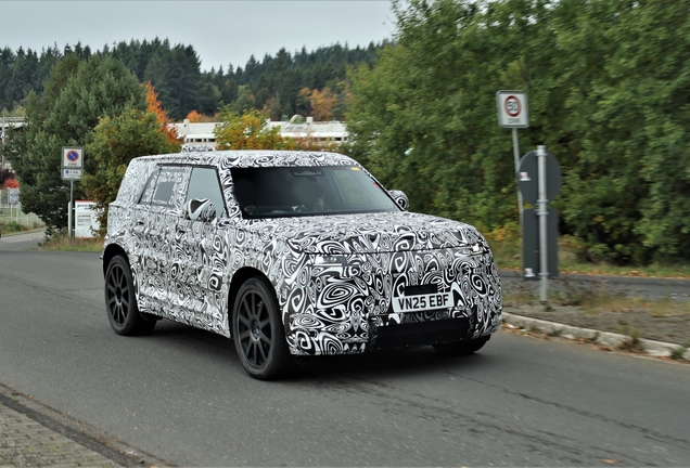 Land Rover Defender Sport