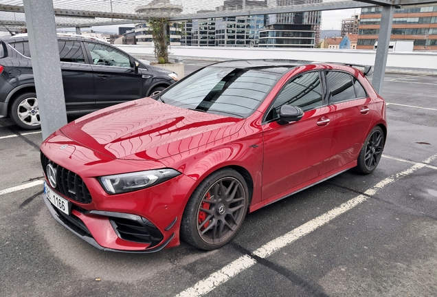Mercedes-AMG A 45 S W177
