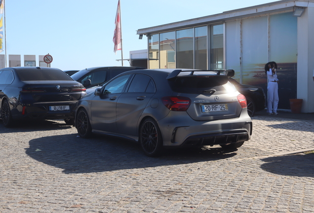 Mercedes-AMG A 45 W176 2015