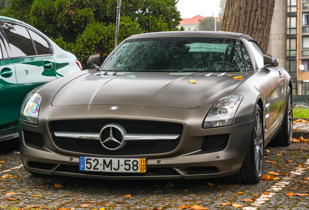Mercedes-Benz SLS AMG Roadster