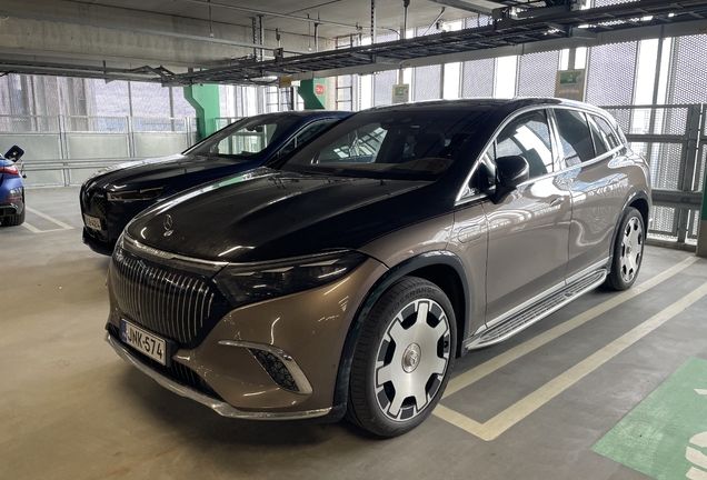 Mercedes-Maybach EQS 680 SUV