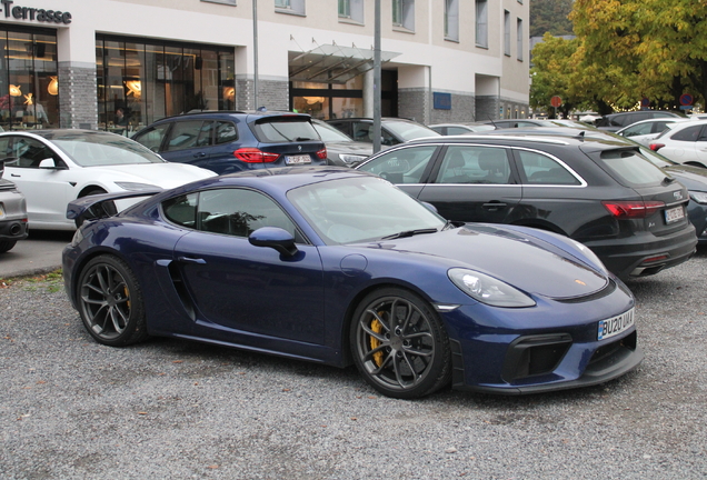 Porsche 718 Cayman GT4