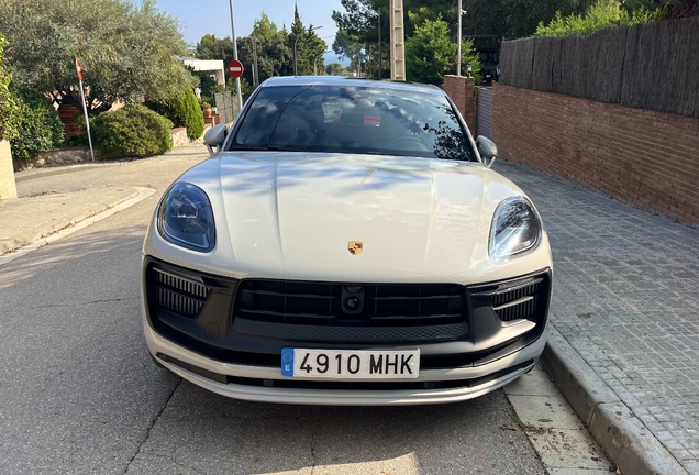 Porsche 95B Macan GTS MkIII