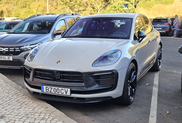 Porsche 95B Macan GTS MkIII