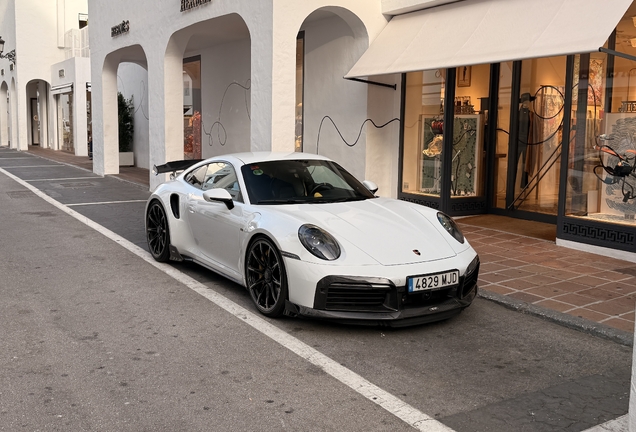 Porsche 992 Turbo S MkI Brabus 820