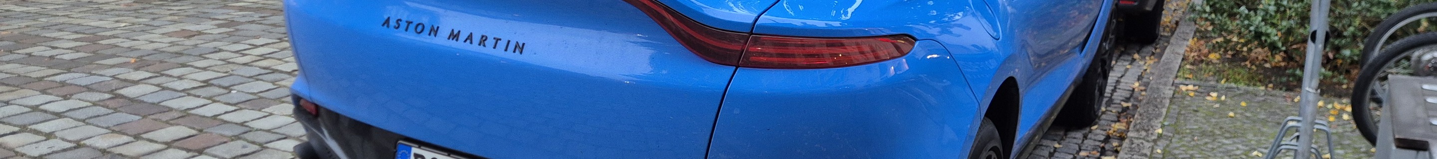 Aston Martin DBX